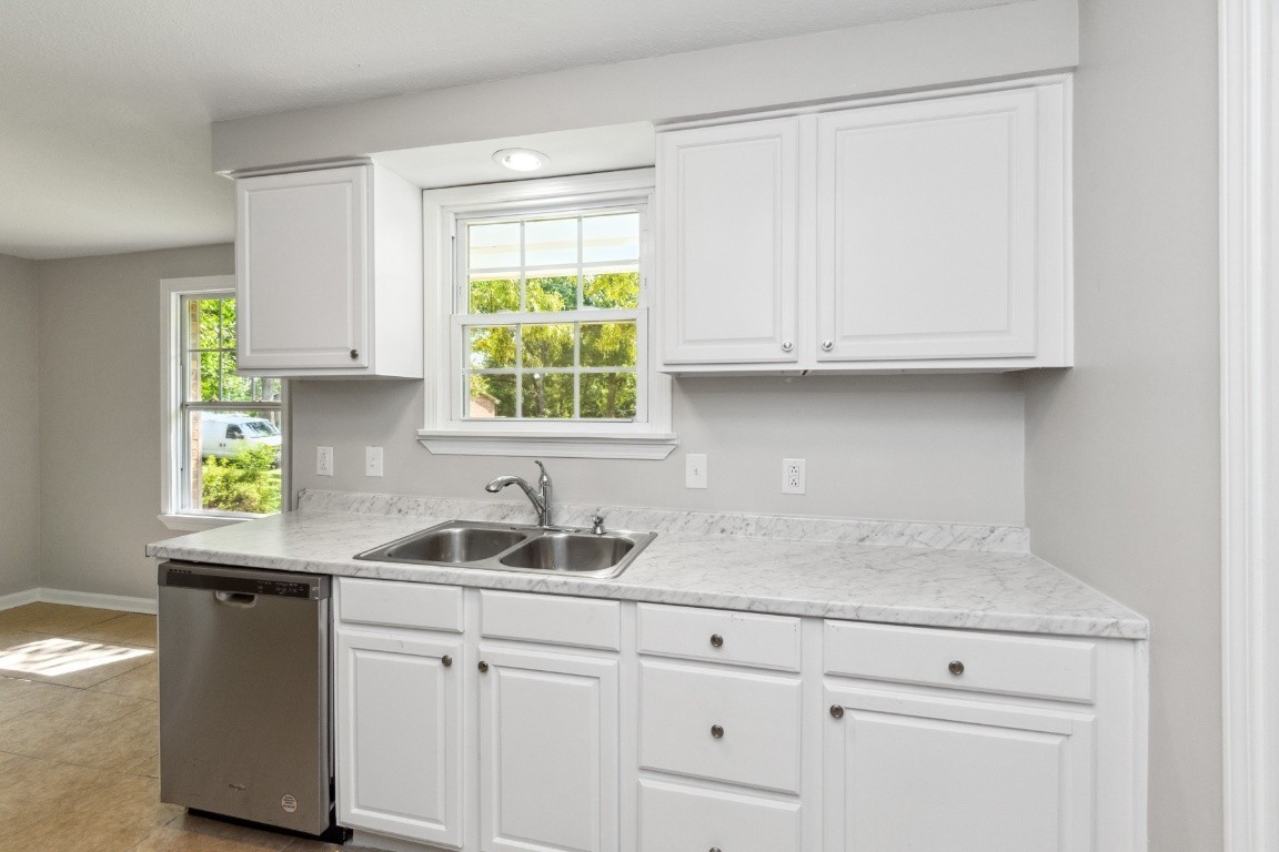 430 Victory Road Clarksville, TN 37042 - Photo 11 of 35 Gallery Image 11