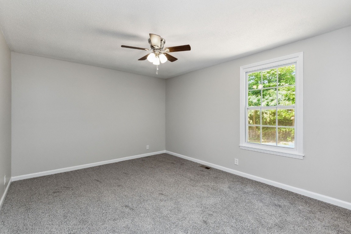 430 Victory Road Clarksville, TN 37042 - Photo 18 of 35 Gallery Image 18