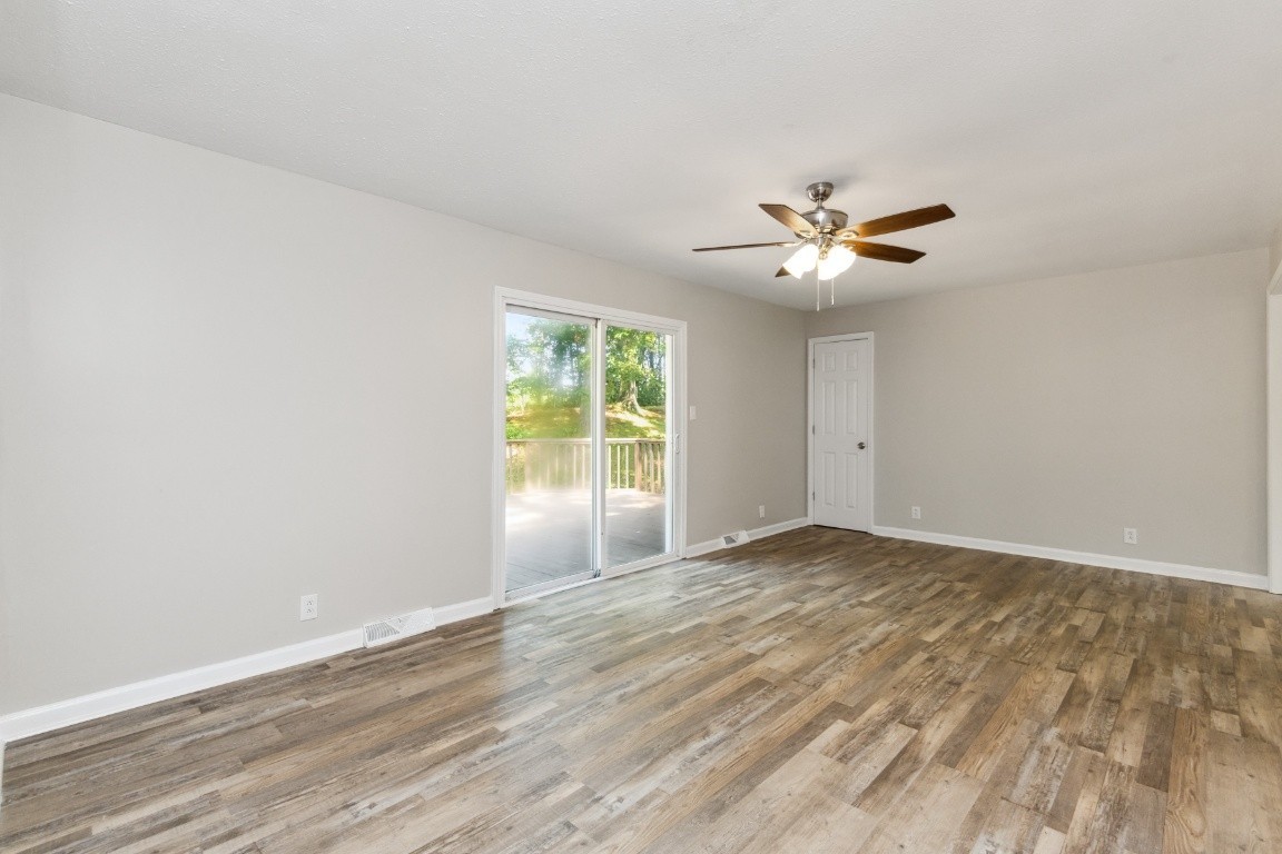 430 Victory Road Clarksville, TN 37042 - Photo 6 of 35 Gallery Image 6
