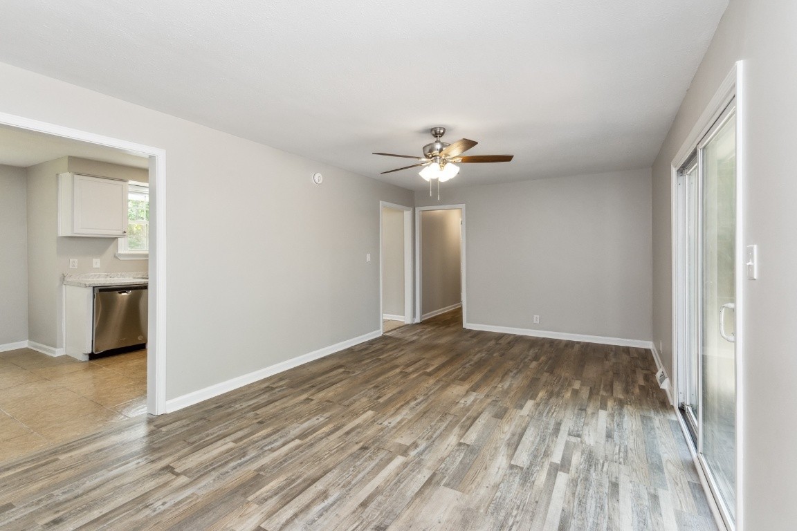 430 Victory Road Clarksville, TN 37042 - Photo 7 of 35 Gallery Image 7