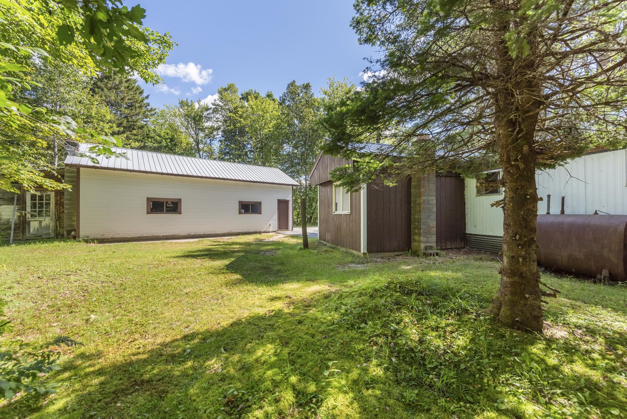 976 Highway 4 Danbury, NH 03230 - Photo 11 of 20