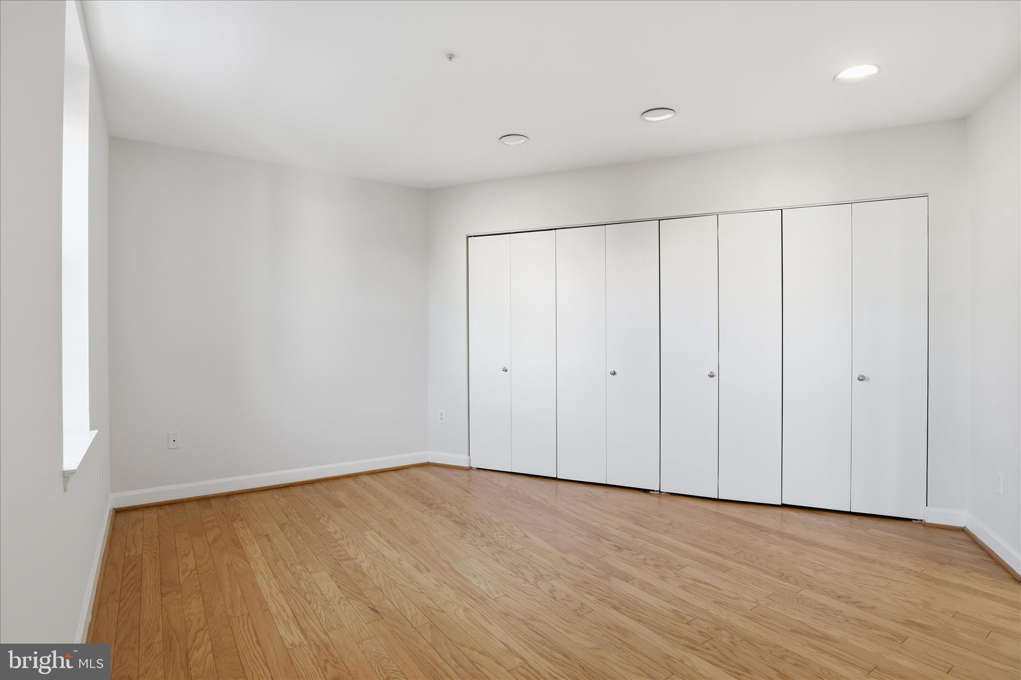 1801 Calvert Street Northwest, Unit 408 Washington, DC 20009 - Photo 11 of 19 Bedroom