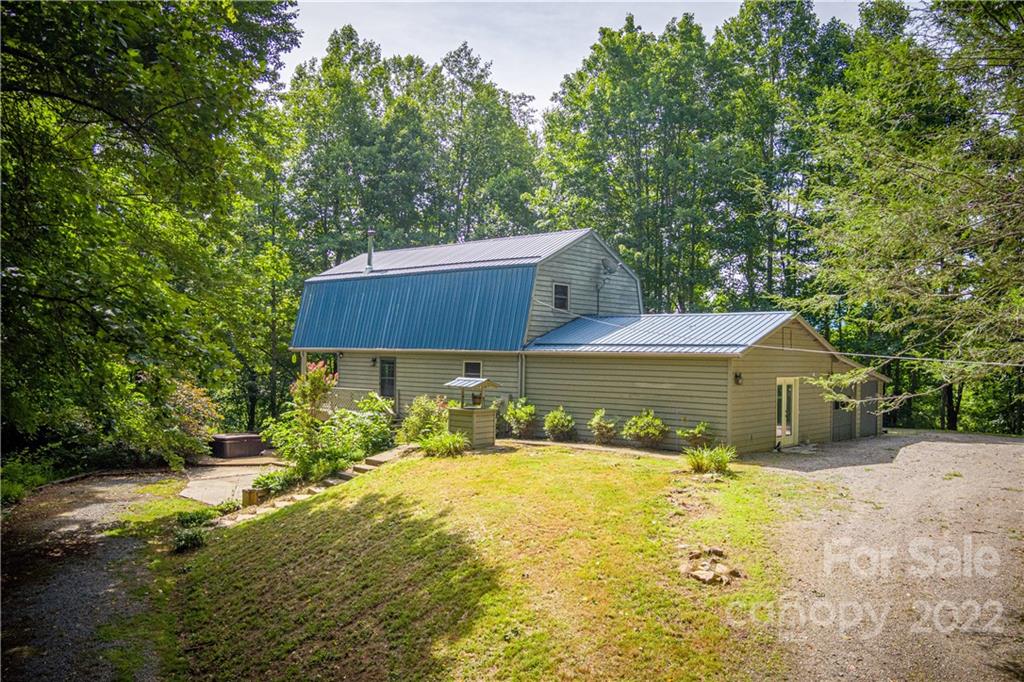 89 Esler Branch Road Waynesville, NC 28785 - Photo 1 of 44 Gallery Image 1