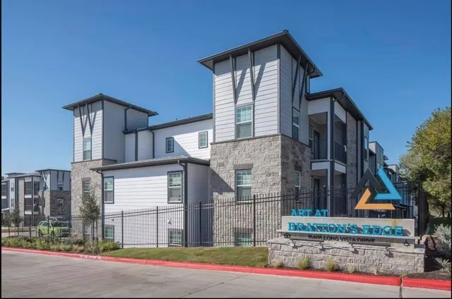 $764 | 15405 Long Vista Drive, Austin, TX 78728