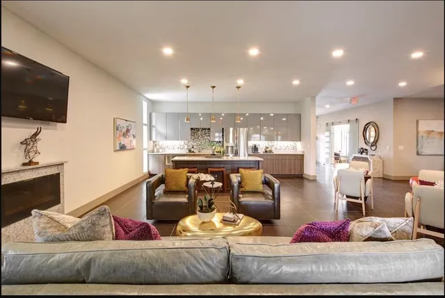 $764 | 15405 Long Vista Drive, Austin, TX 78728