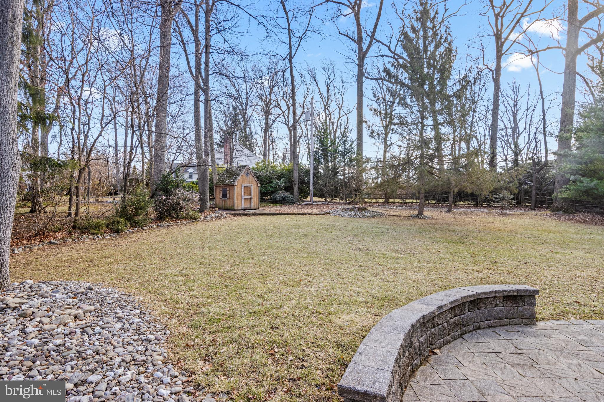 342 Colket Lane Wayne, PA 19087 - Photo 5 of 50