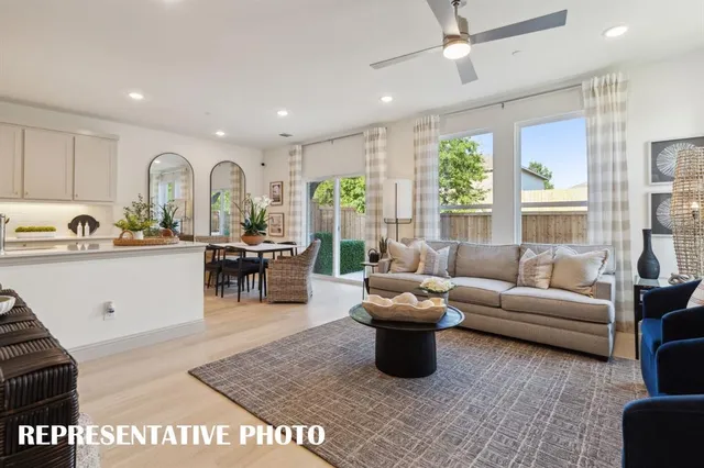 $399,990 | 3543 Pierce Lane, Grand Prairie, TX 75052