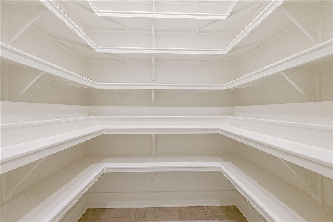 5115 Inverness Drive Bryan, TX 77802 - Photo 10 of 28 Walk-in Pantry