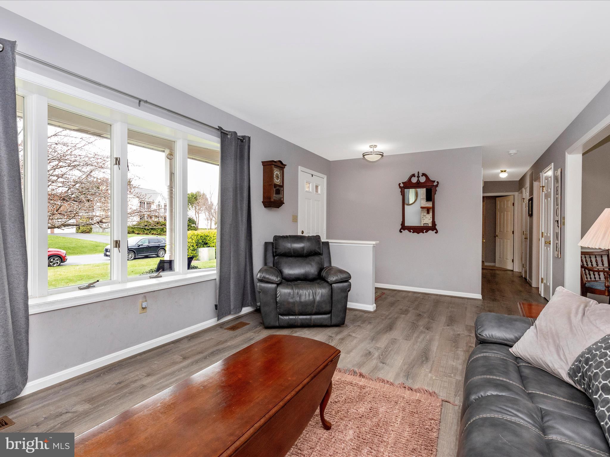 8019 Stone Ridge Drive Frederick, MD 21702 - Photo 6 of 53 Living Room