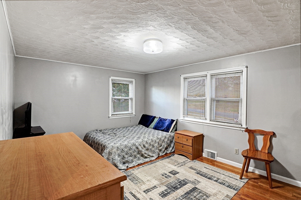 161 Fernbank Road Springfield, MA 01129 - Photo 12 of 23