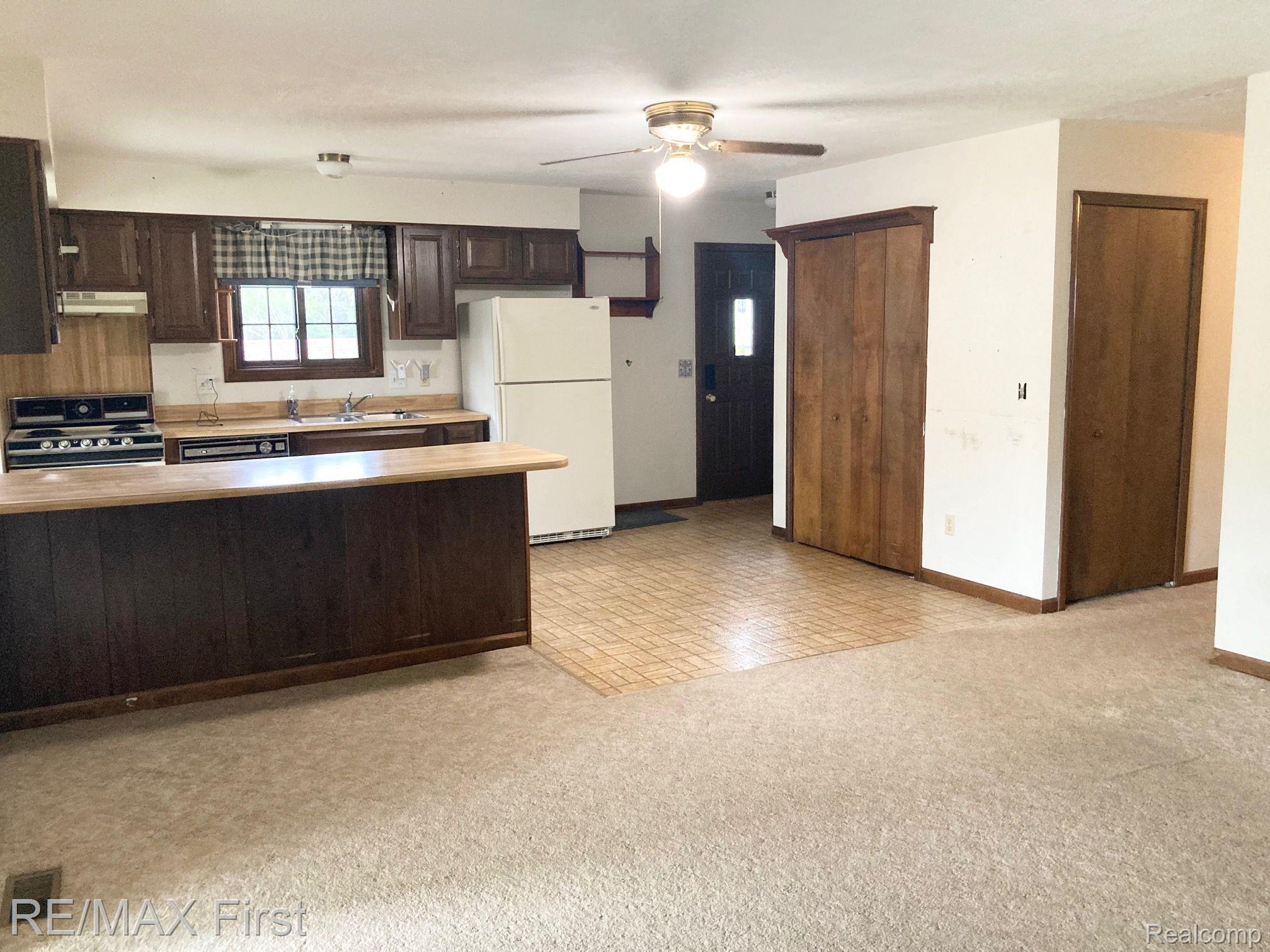 6439 Dyke Road Algonac, MI 48001 - Photo 5 of 25 Gallery Image 5