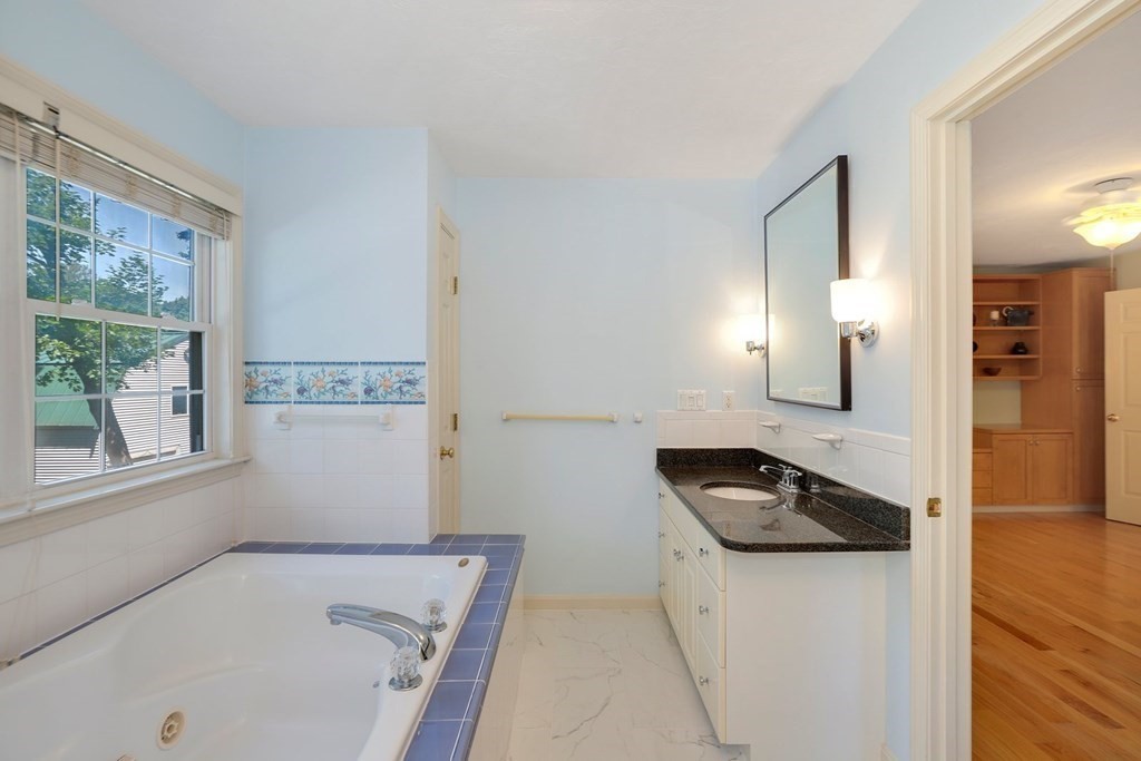 111 Maple Street, Unit 111 Needham, MA 02492 - Photo 21 of 41