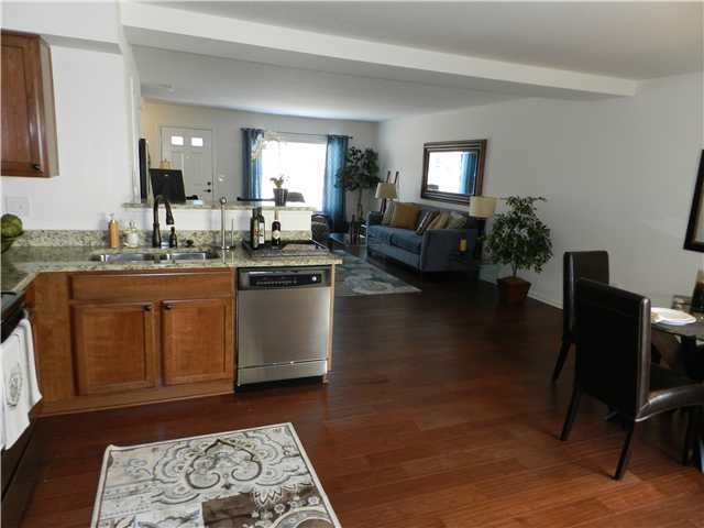 118 Gifford Road Columbus, OH 43235 - Photo 5 of 12