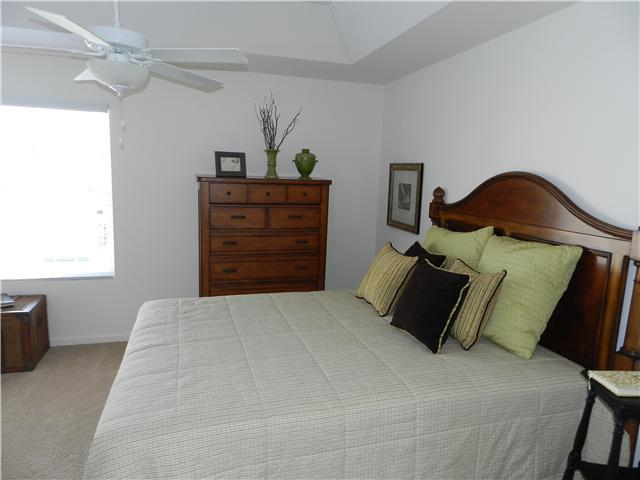 118 Gifford Road Columbus, OH 43235 - Photo 6 of 12