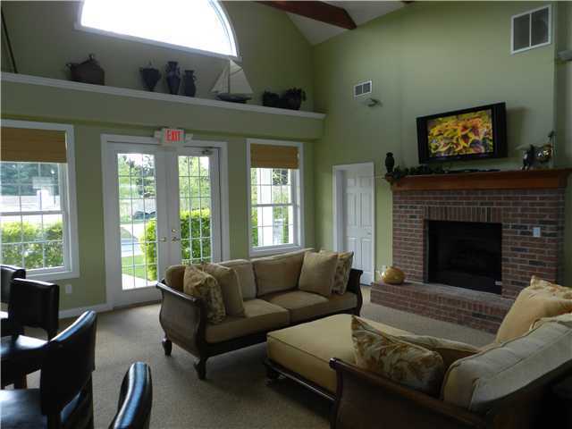 118 Gifford Road Columbus, OH 43235 - Photo 10 of 12