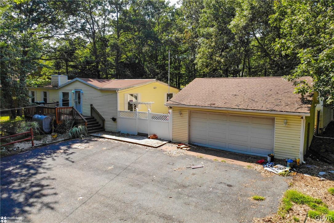 4239 Pine Ridge Drive East Bushkill, PA 18324 - Photo 1 of 48 Gallery Image 1