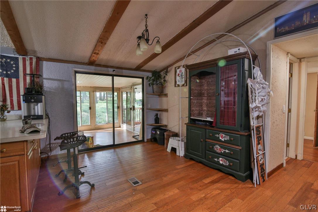 4239 Pine Ridge Drive East Bushkill, PA 18324 - Photo 11 of 48 Gallery Image 11