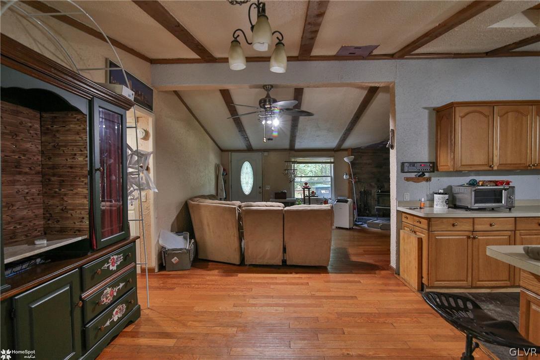 4239 Pine Ridge Drive East Bushkill, PA 18324 - Photo 12 of 48 Gallery Image 12
