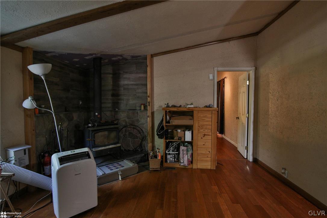 4239 Pine Ridge Drive East Bushkill, PA 18324 - Photo 3 of 48 Gallery Image 3