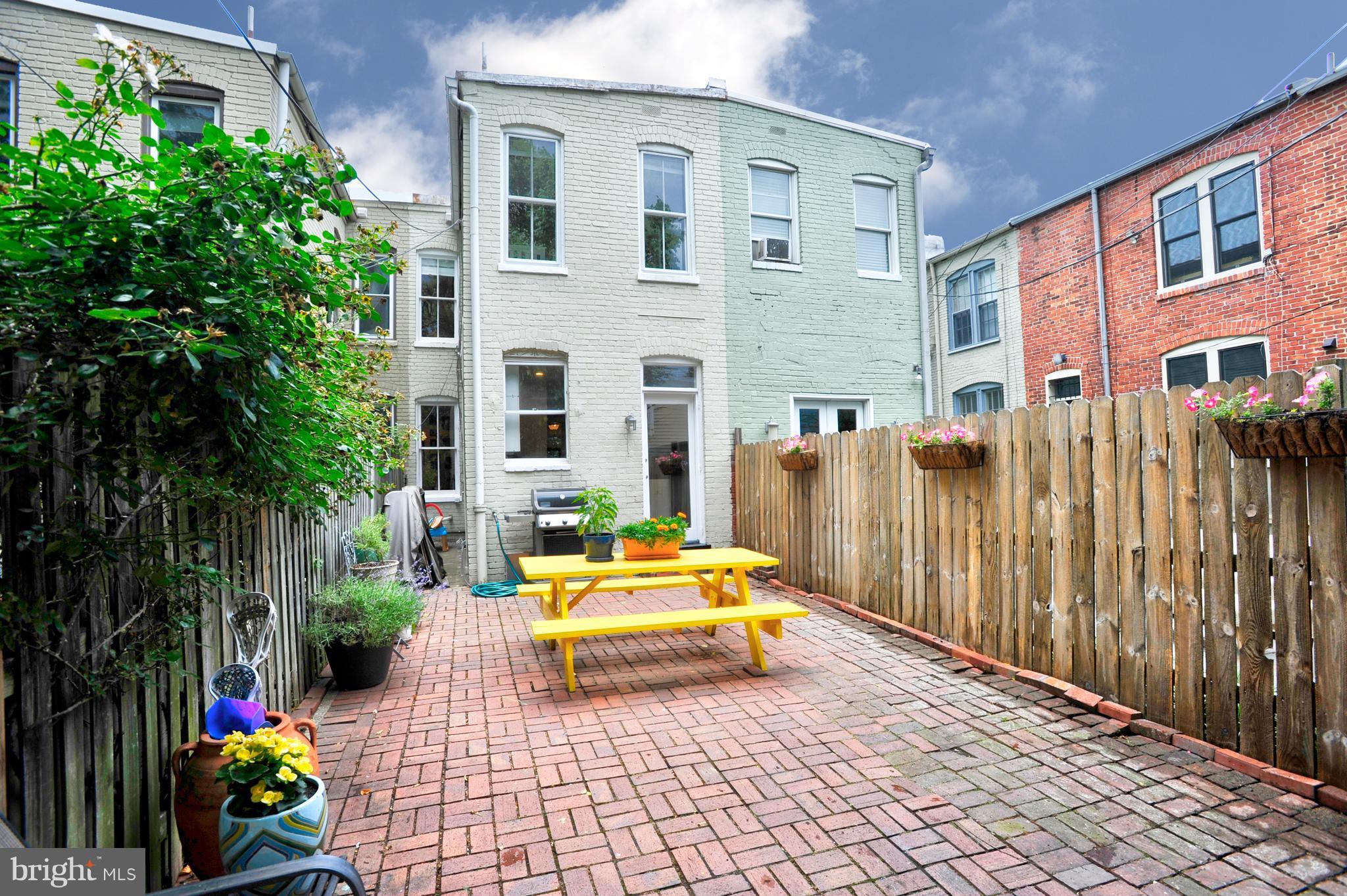 919 E Street Southeast Washington, DC 20003 - Photo 16 of 18 Intimate and wide rear patio
