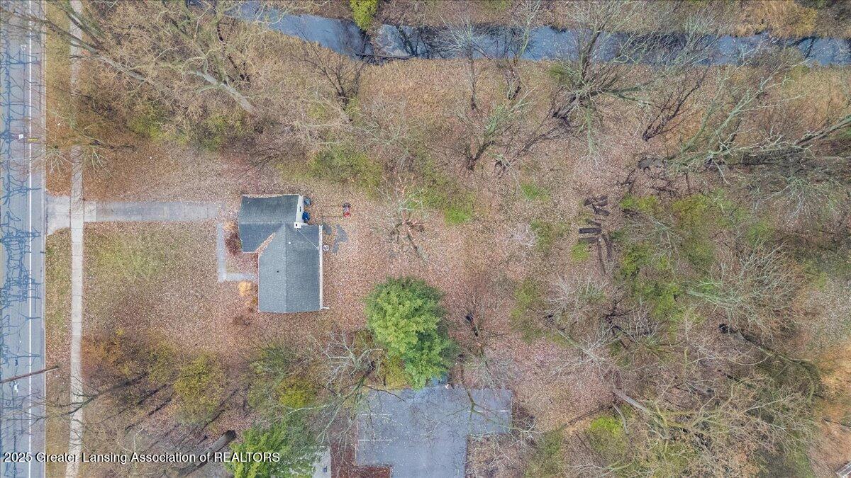 2341 North Harrison Road East Lansing, MI 48823 - Photo 29 of 31 31-Media Jett - 06