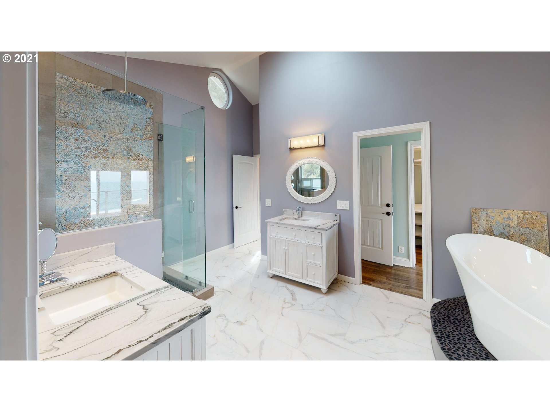 28651 Kissing Rock Road Gold Beach, OR 97444 - Photo 12 of 32 Gallery Image 12