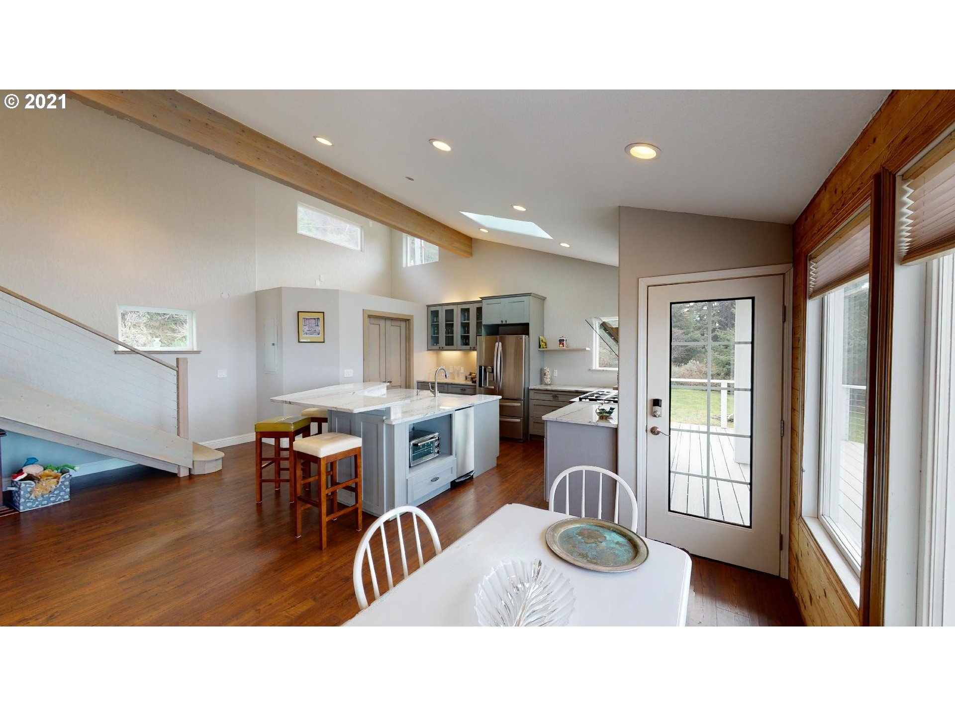 28651 Kissing Rock Road Gold Beach, OR 97444 - Photo 20 of 32 Gallery Image 20