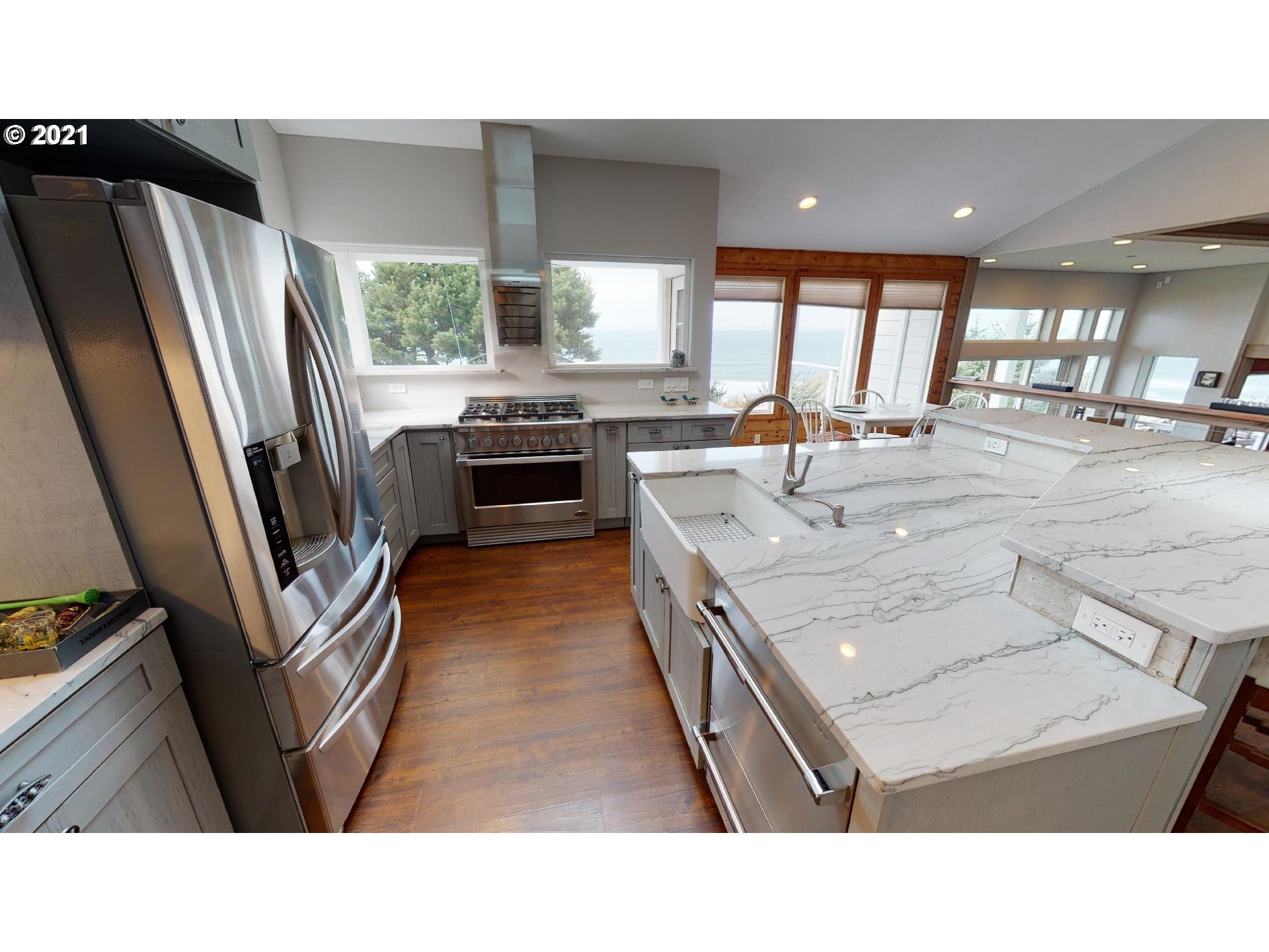 28651 Kissing Rock Road Gold Beach, OR 97444 - Photo 22 of 32 Gallery Image 22