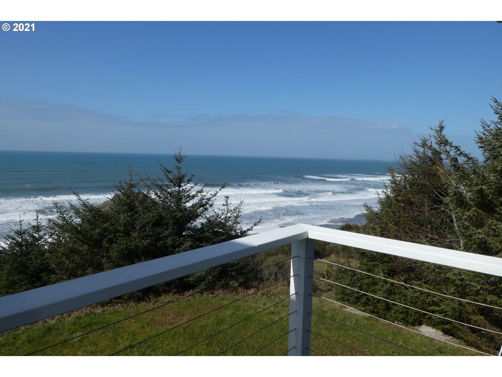 28651 Kissing Rock Road Gold Beach, OR 97444 - Photo 25 of 32 Gallery Image 25