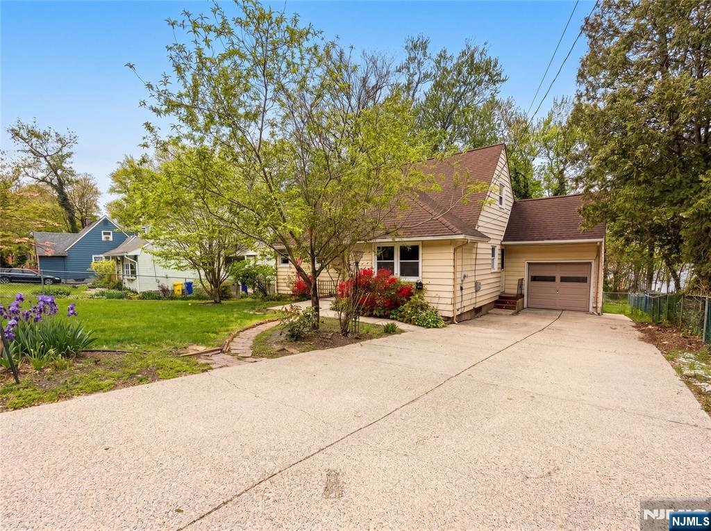616 River Road Teaneck, NJ 07666 - Photo 30 of 40
