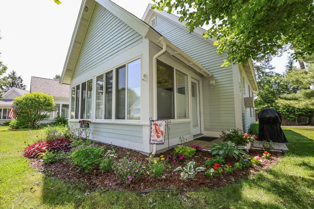 $344,000 | 454 Post Road, Unit 464, Wells, ME 04090