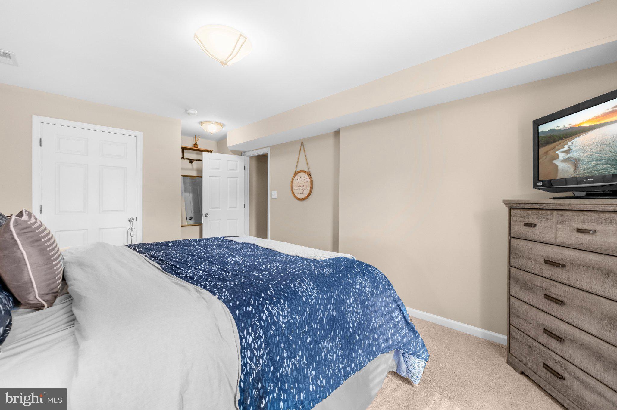 26705 Ridge Road Damascus, MD 20872 - Photo 35 of 39 Gallery Image 35