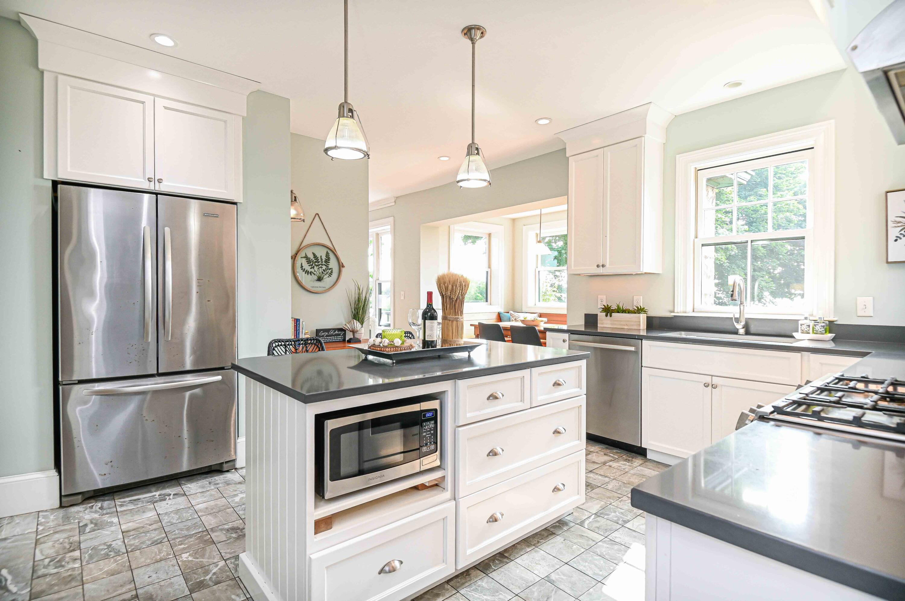 354 Danforth Street Portland, ME 04102 - Photo 11 of 65 DSC_1389