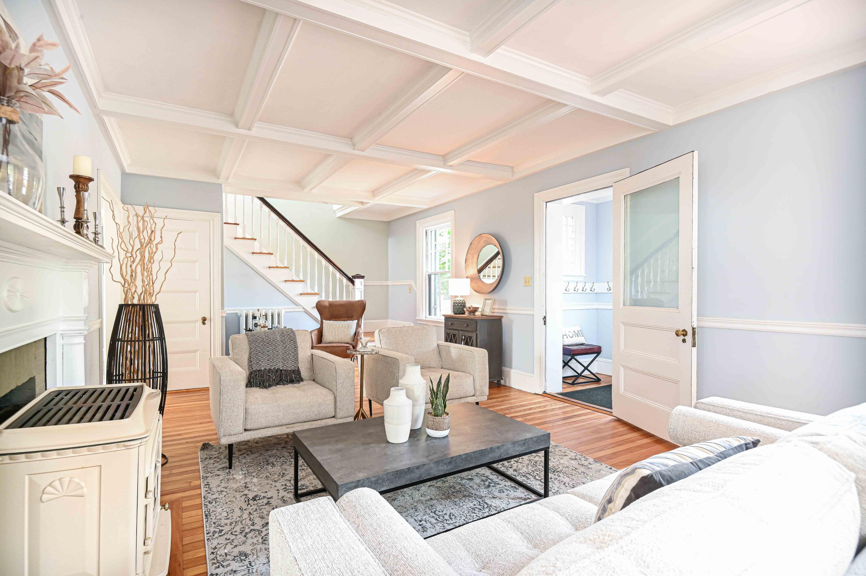 354 Danforth Street Portland, ME 04102 - Photo 5 of 65 DSC_1469