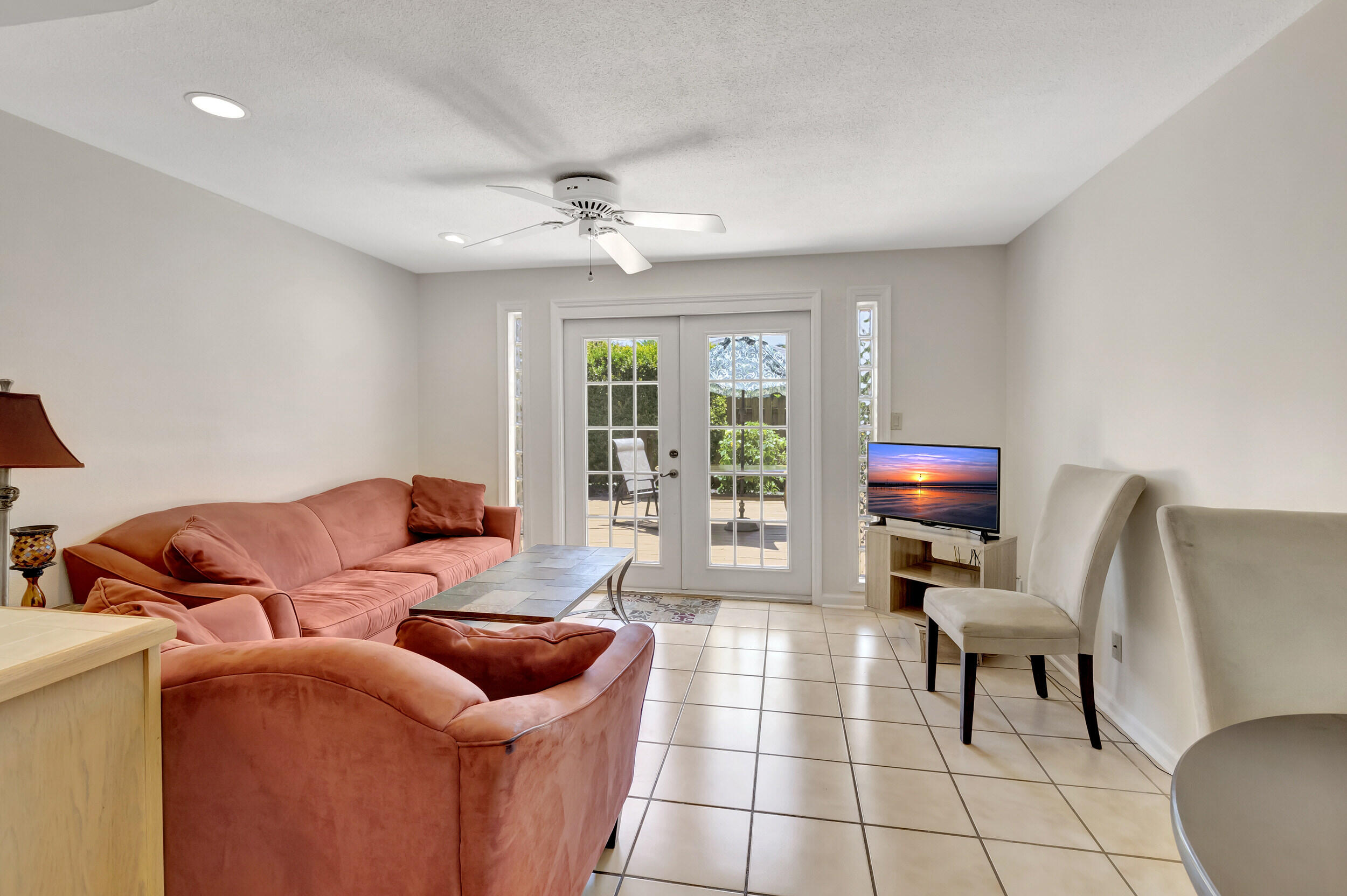 1040 Southwest 3rd Street Boca Raton, FL 33486 - Photo 27 of 38 46_dsc_5674