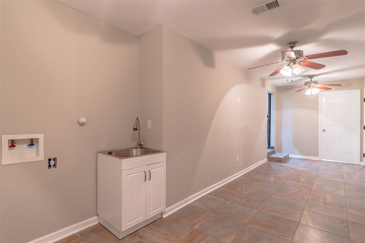 7464 3rd Road Bartlett, TN 38135 - Photo 11 of 21 Gallery Image 11