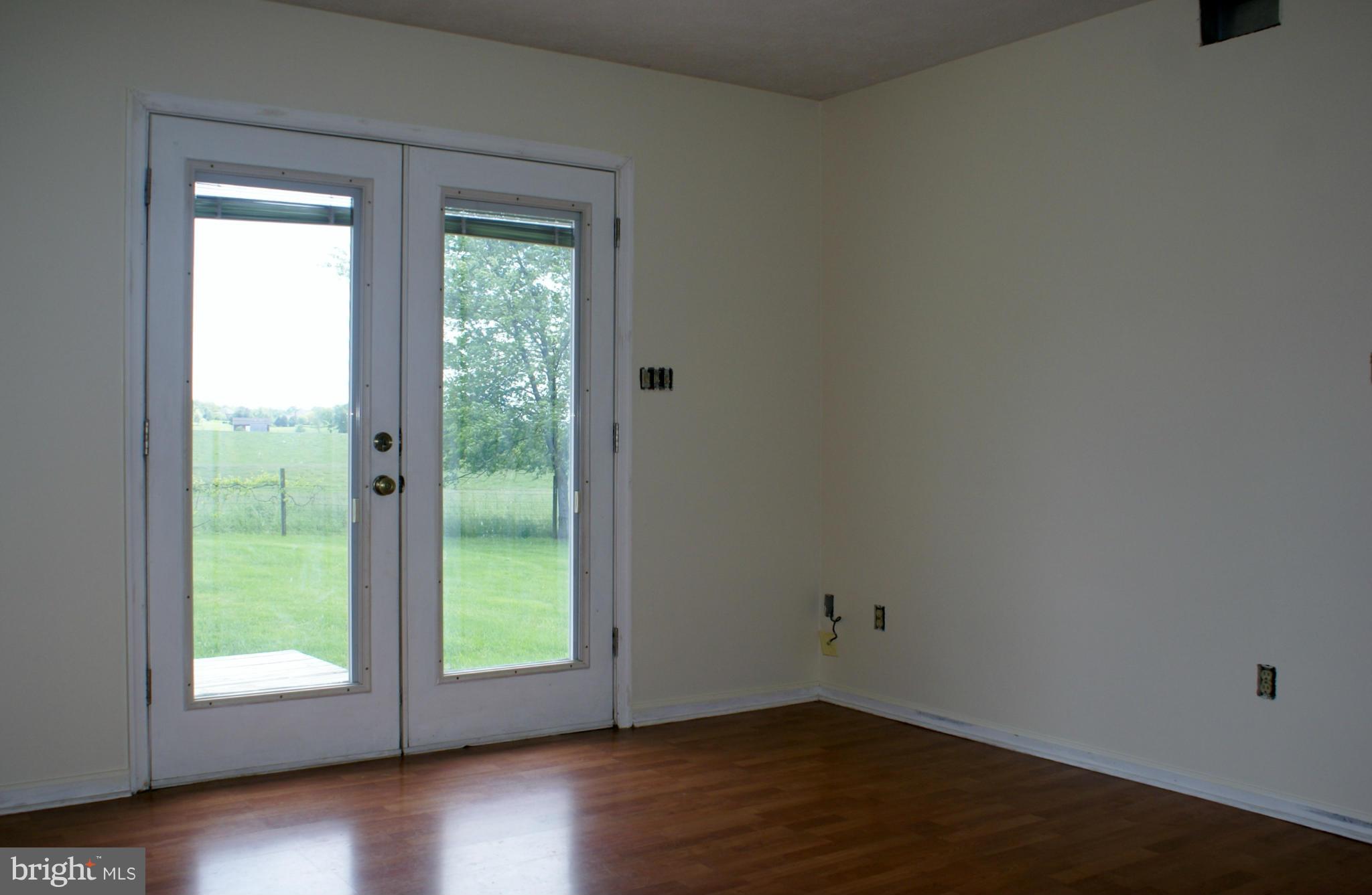 1659 Apple Pie Ridge Road Winchester, VA 22603 - Photo 9 of 20 Dining Room