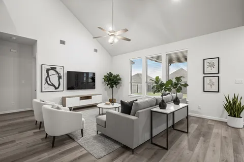 $490,000 | 841 Spinnaker Loop, Kyle, TX 78640