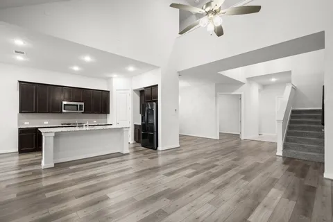 $490,000 | 841 Spinnaker Loop, Kyle, TX 78640