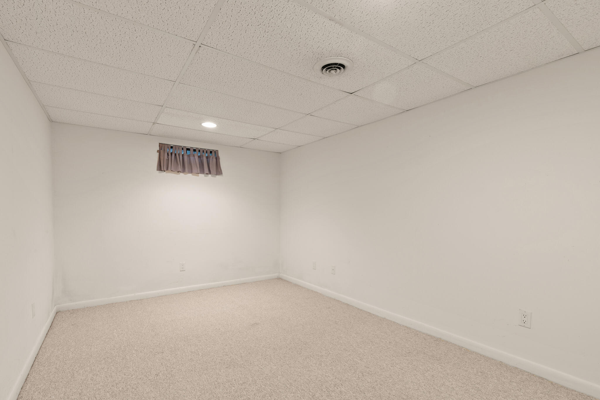 103 Summersea Road Mashpee, MA 02649 - Photo 29 of 41 a view of an empty room