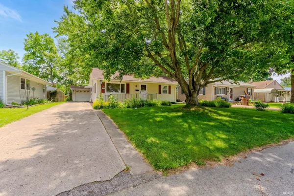 $155,900 | 631 Berkley Drive, Wabash, IN 46992