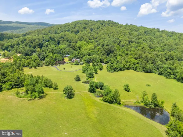 $3,200,000 | 156 Bear Wallow Road, Huntly, VA 22640