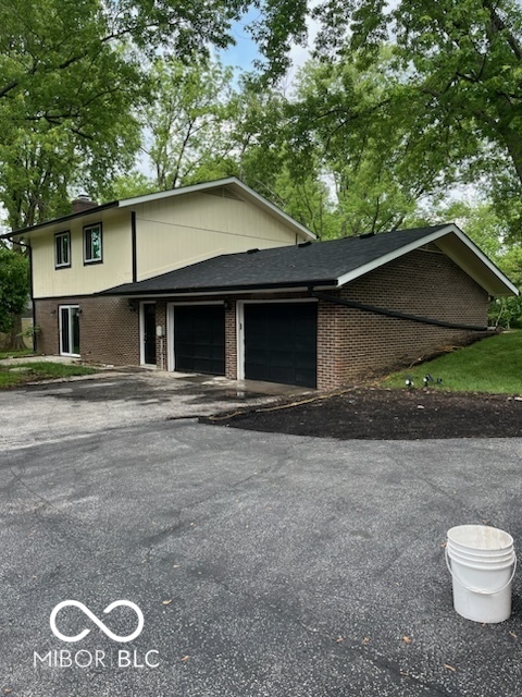 1340 Rohrer Road Carmel, IN 46032 - Photo 3 of 16