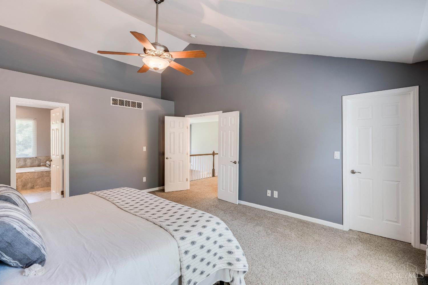 5038 Midfield Road Cincinnati, OH 45244 - Photo 28 of 55
