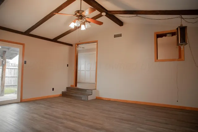 $237,000 | 1200 Park Avenue, Panhandle, TX 79068