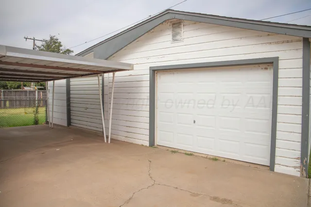 $237,000 | 1200 Park Avenue, Panhandle, TX 79068