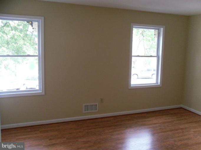 9349 Taney Road Manassas, VA 20110 - Photo 13 of 19 Largest bedroom has space and light.