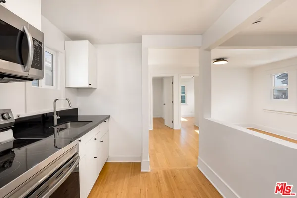 $1,995,000 | 126 Franklin Court, Glendale, CA 91205