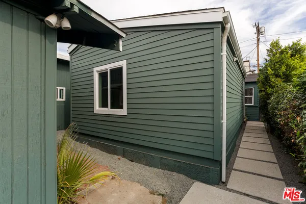 $1,995,000 | 126 Franklin Court, Glendale, CA 91205