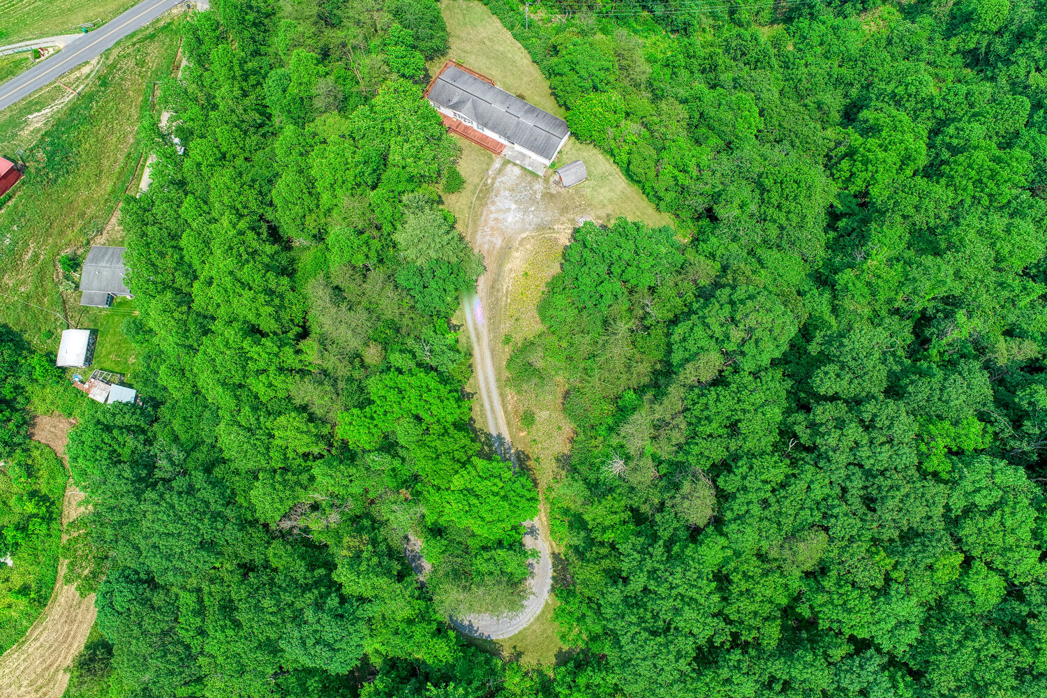 851 Big Ridge Road Kingsport, TN 37660 - Photo 24 of 84 Givens. 851 BIg Ridge. Kpt MLSa (27 of
